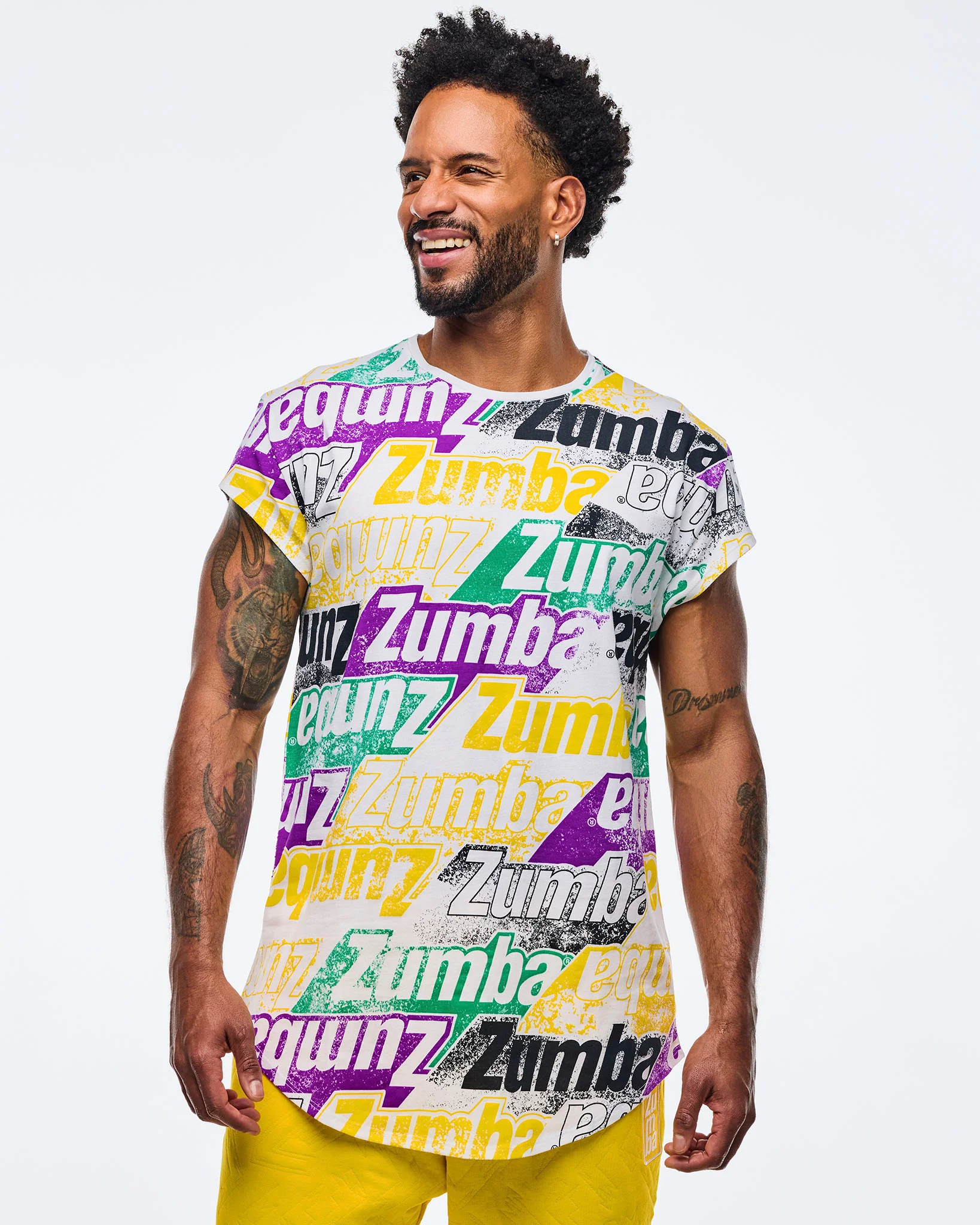 Z2T000123: APRES ZUMBA MEN´S CREW NECK ROUND HEM TEE - WHITE/YELLOW