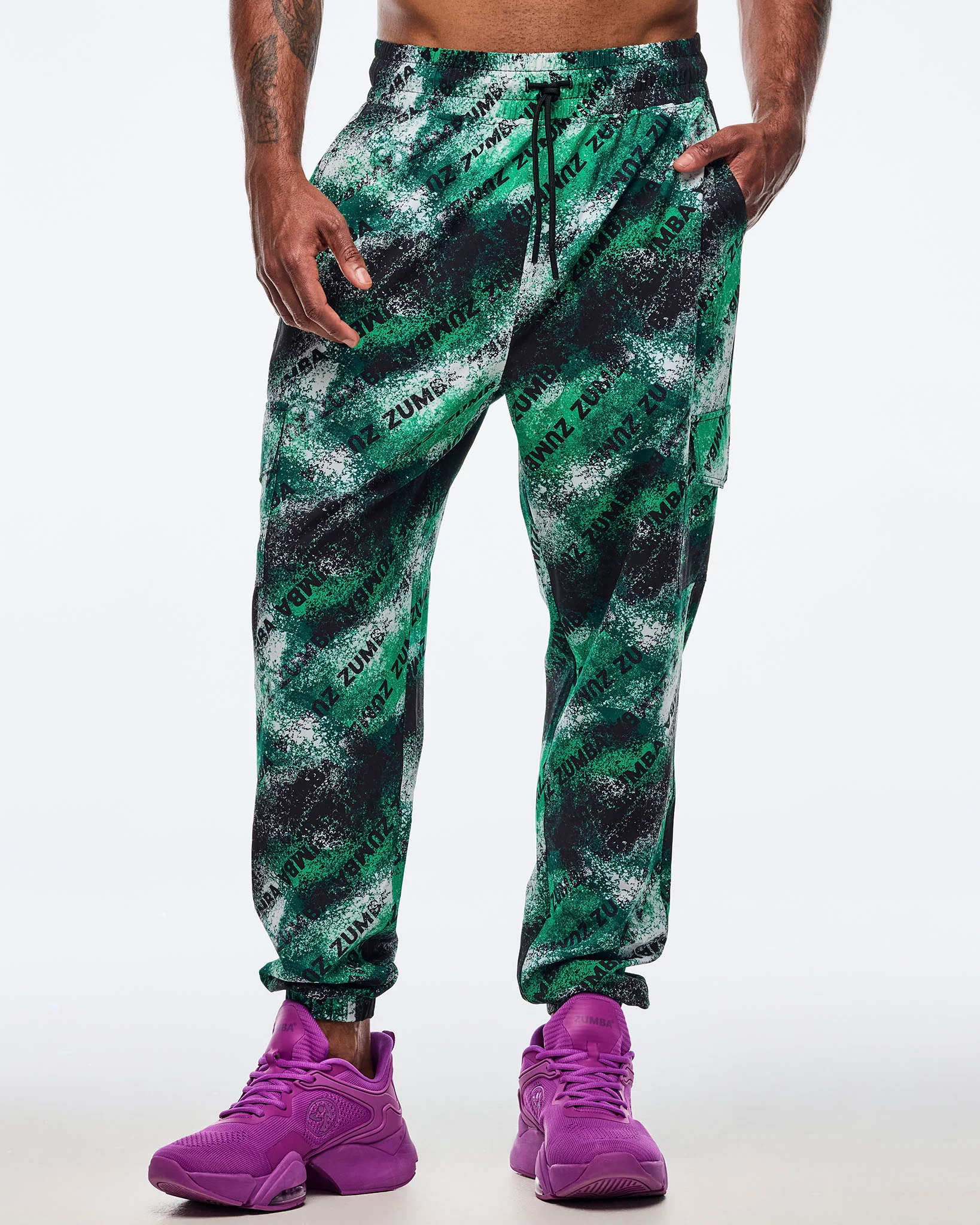 Z1B000684: APRES ZUMBA CARGO PANTS - BLACK/GREEN
